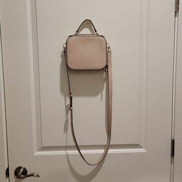 Michael Kors Jet Set Medium Crossbody Bag Pebbled Leather Pink Hand Bag Purse - Picture 12 of 15